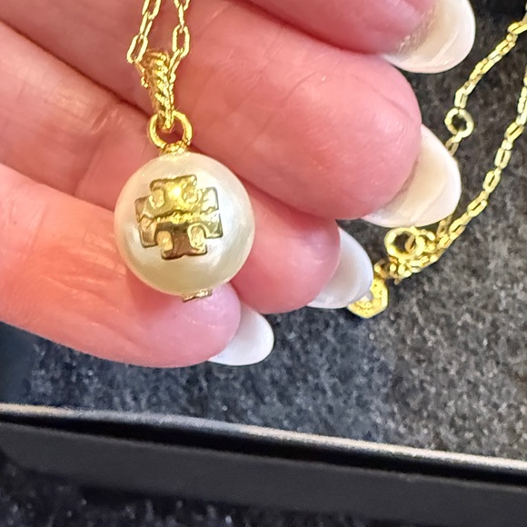 Tory Burch Gold Necklace with Pearl Pendant - Picture 3 of 5
